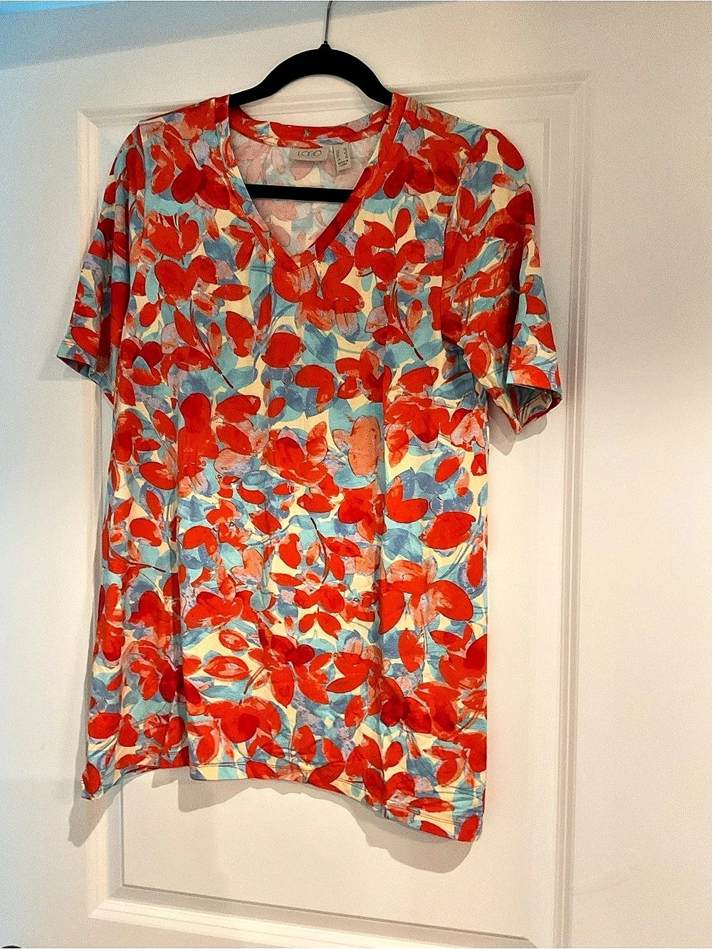 LOGO Lori Goldstein Floral Short Sleeve Top in Red Orange & Blue Size XS